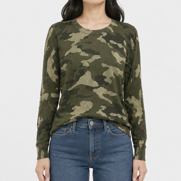 Banana Republic Sweaters - Banana Republic Sweater Womens S Green Camo Crew Neck Cotton Long Sleeve Knit